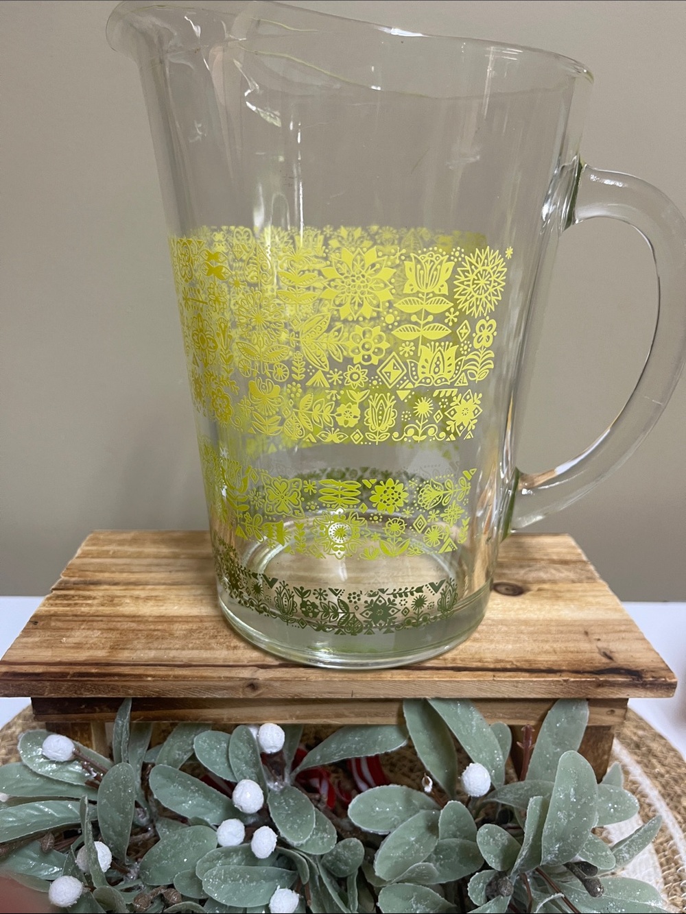 VTG 60s Hazelware Geometric Green/yellow 60 oz Glass Pitcher in good condition